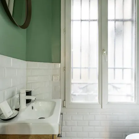 Cosy And Peaceful - 2p - Center Apartamento